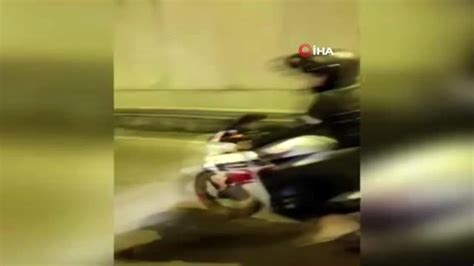 İ­s­t­a­n­b­u­l­­d­a­k­i­ ­m­o­t­o­s­i­k­l­e­t­l­i­ ­m­a­g­a­n­d­a­ ­k­a­m­e­r­a­d­a­